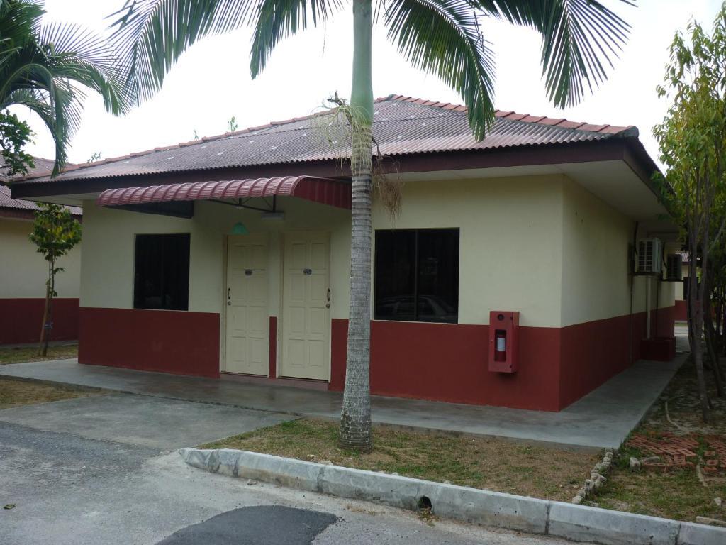 Adina Drive In Motel Langkawi Esterno foto